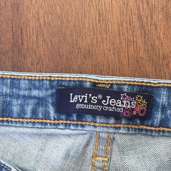 Levi’s denim shorts size 9 - Picture 4 of 7